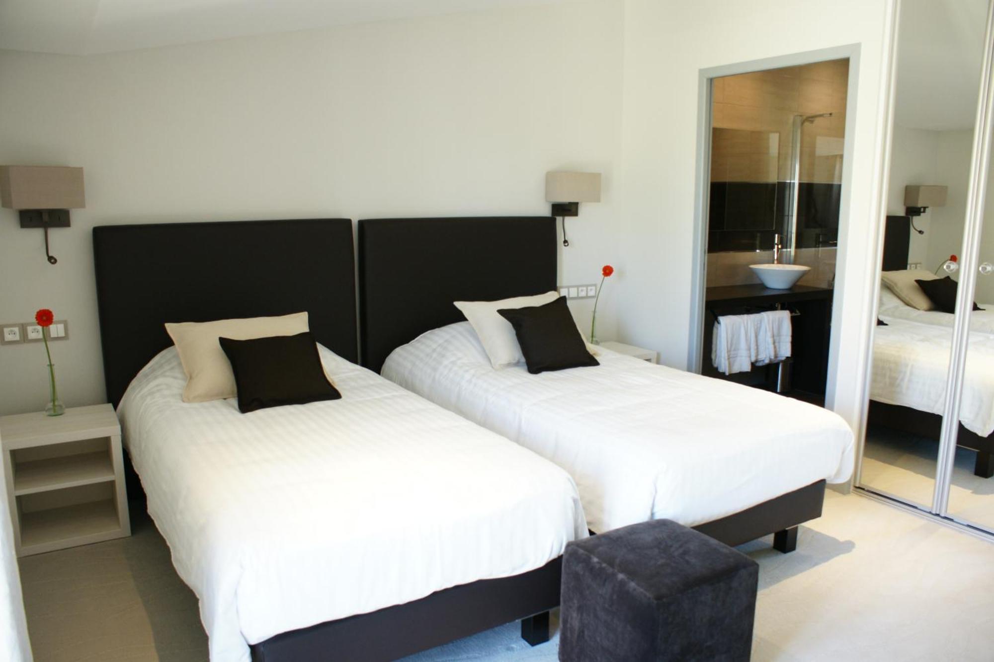 Logis- Hotel Spa Restaurant L'Epicurial Saint-Pey-de-Castets Værelse billede