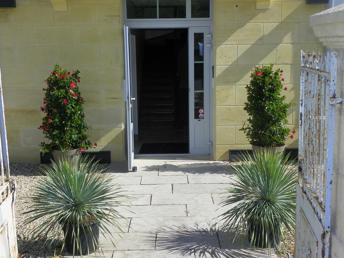 Logis- Hotel Spa Restaurant L'Epicurial Saint-Pey-de-Castets Eksteriør billede
